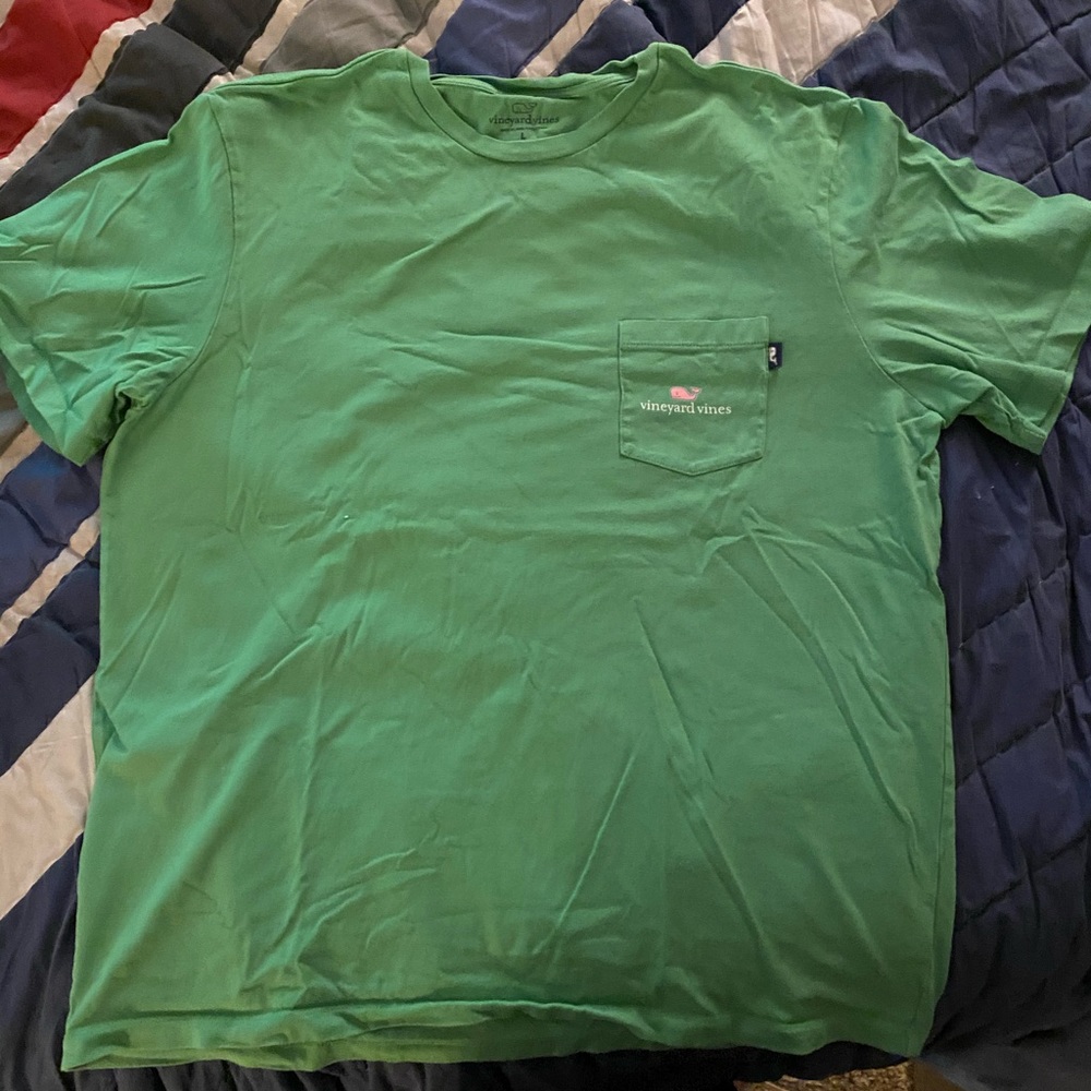 Vineyard Vines shirt!! Size large!! Green!!